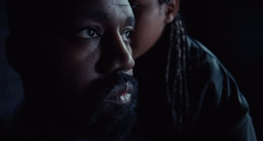 GROSSE SURPRISE DE KANYE WEST QUI ANNONCE UNE "ÉCOUTE" DE SON ALBUM À L'ACCOR ARENA (BERCY)