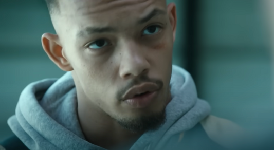 « La Cage » : La nouvelle série de Franck Gastambide est disponible sur Netflix