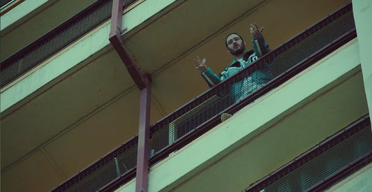 Hobiwan : découvrez son clip "Mmmh" ! (officiel)